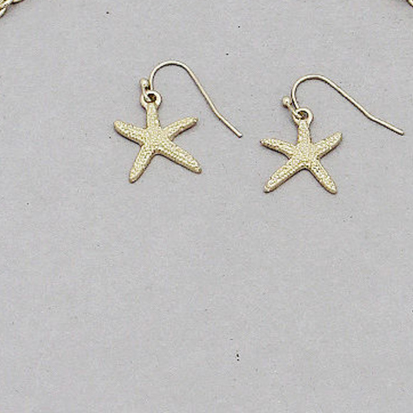 Gold tone Three Starfish Pendant Necklace Earring - Picture 4 of 4